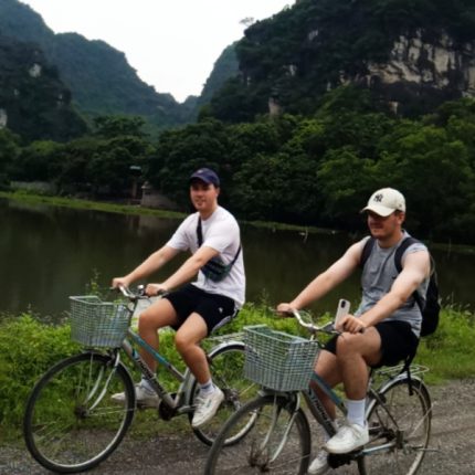 Authentic Hoa Lu Ancient Capital and Van Long Nature Reserve Day Tour
